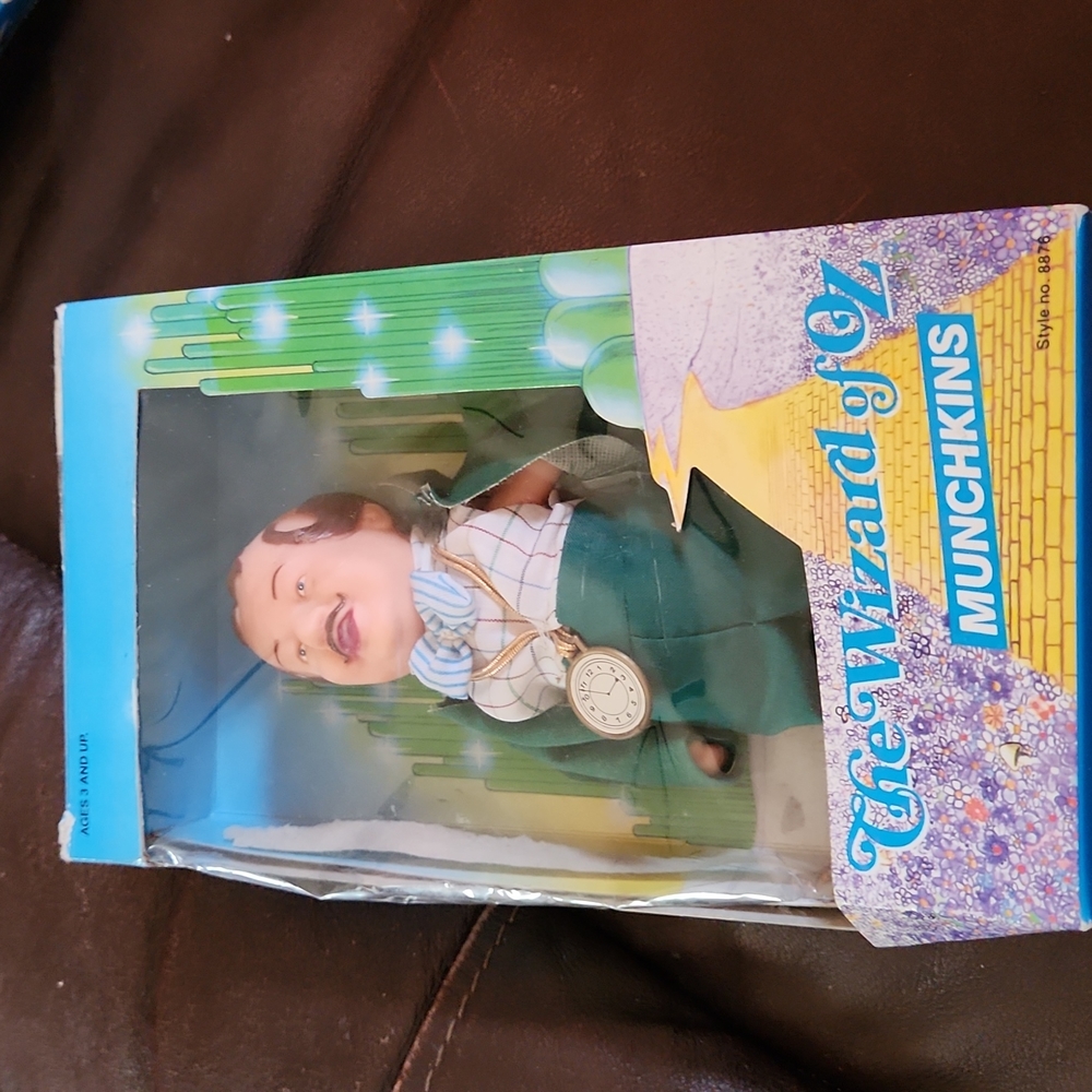 BNWT VINTAGE 1988 Wizard of Oz Mayor of Munchkin land